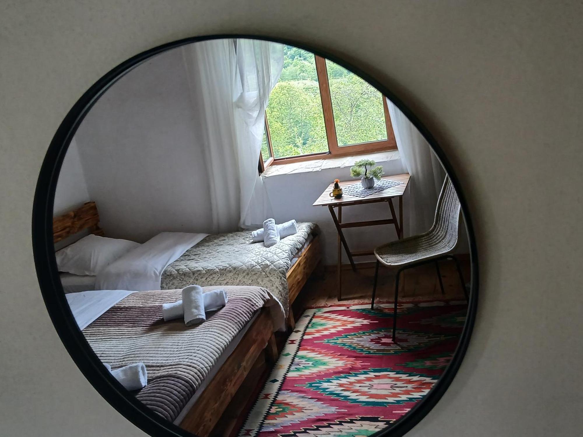 Bujtina Tusha Hotel Priska e Madhe Buitenkant foto